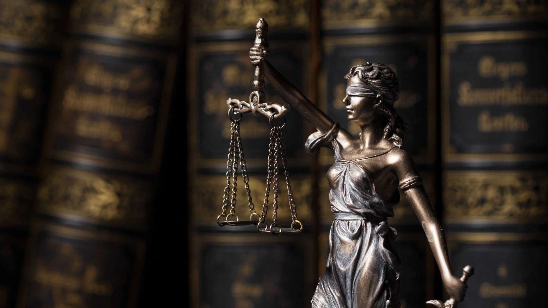 Statue of Lady Justice holding scales